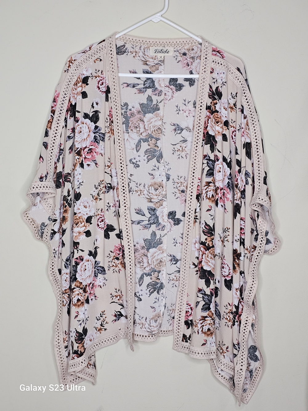Listicle Floral Kimono Cardigan - Cream, Blush, Gray